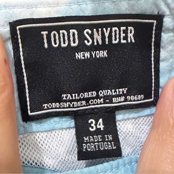 Todd Snyder x John Derian Harbor 7" "Riviera" swim shorts
 (MSRP $248) - Picture 6 of 6